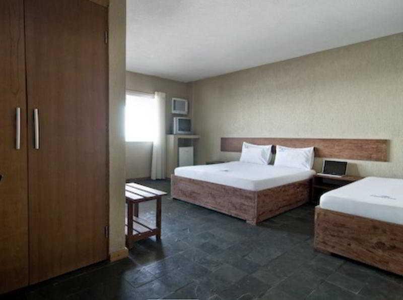 Oyo Hotel Arembepe Beach Hotel, Camacari Екстериор снимка